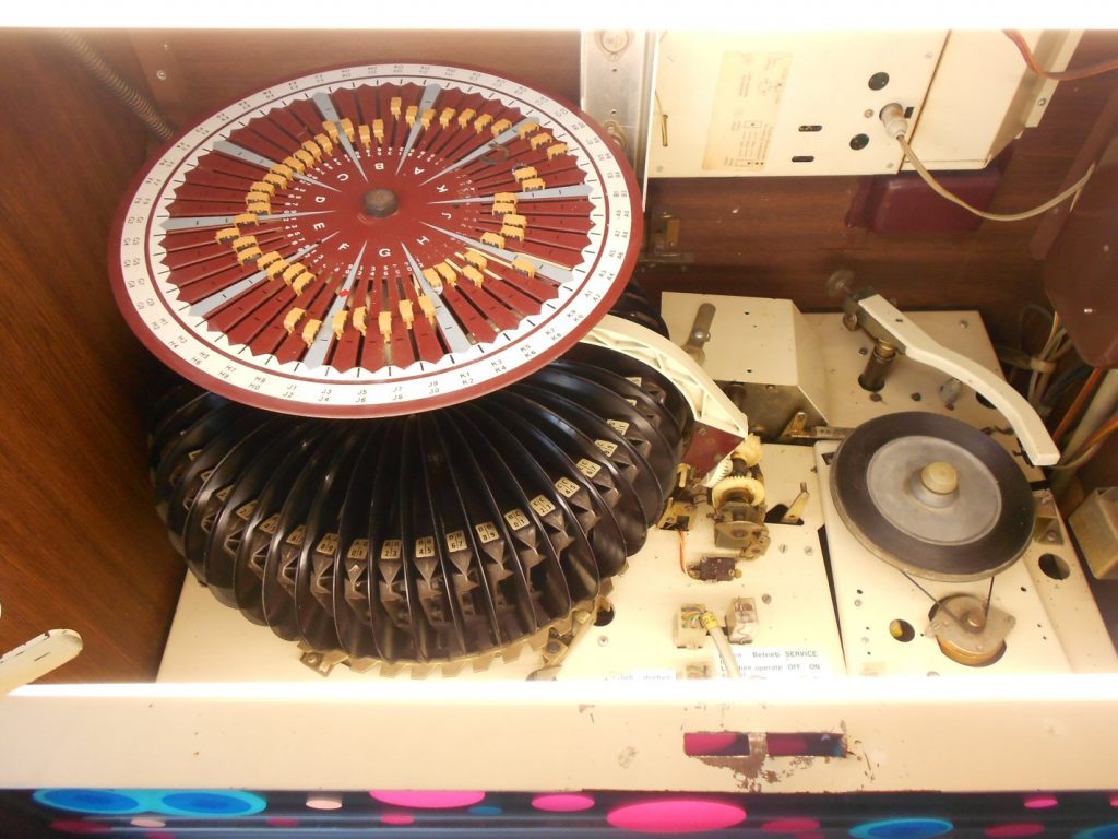 Wurlitzer Lyric F jukebox