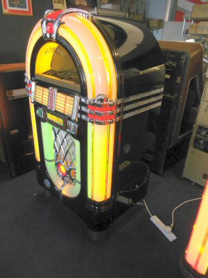 Wurlitzer OMT jukebox