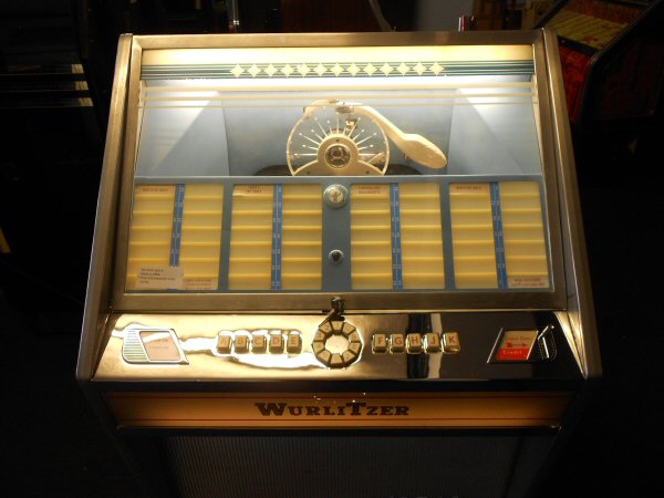 Wurlitzer Lyric E jukebox